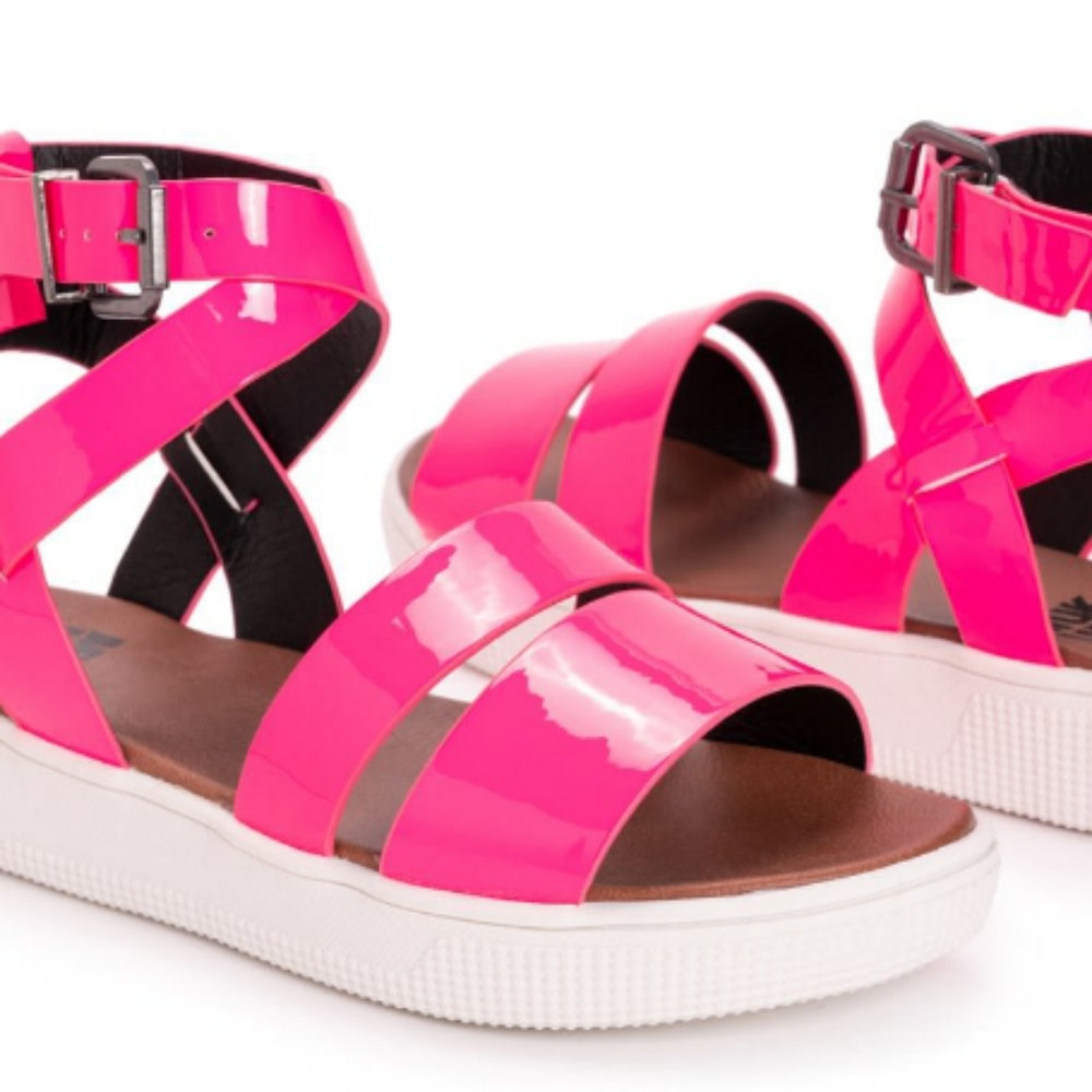 MUK LUKS Women's Mariposa Sandals